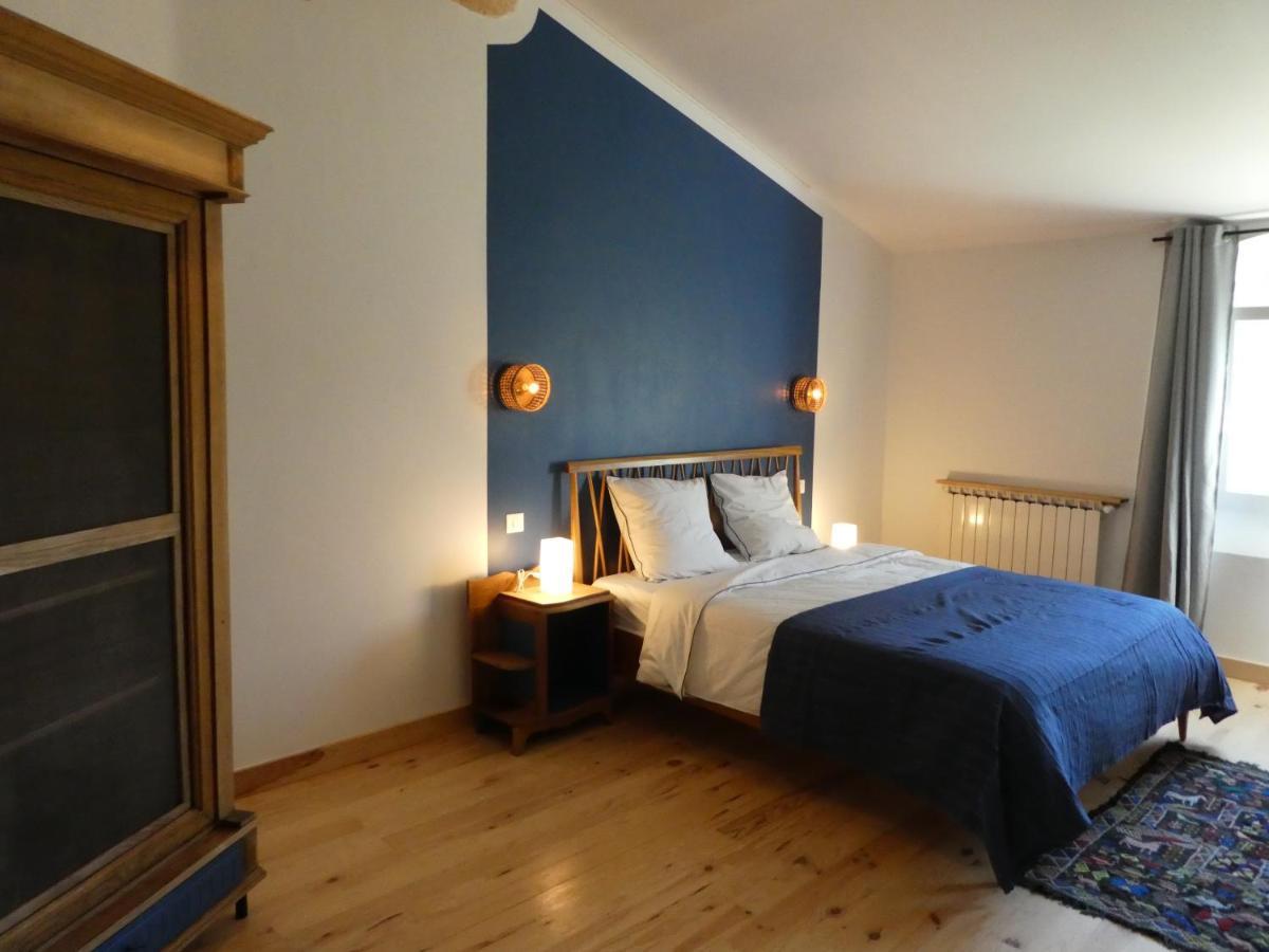 L'Auguste Maison D'Hotes Valensole Bagian luar foto