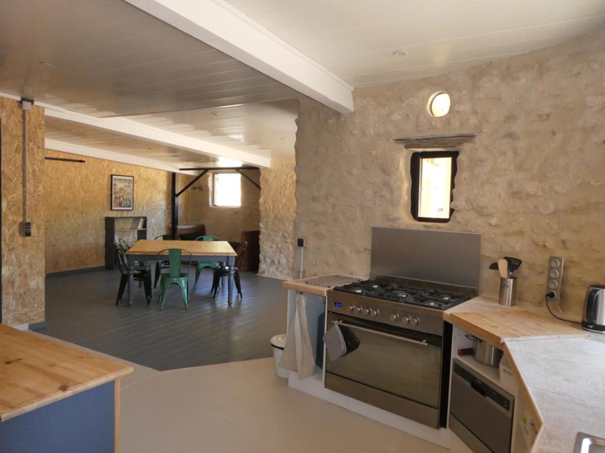 L'Auguste Maison D'Hotes Valensole Bagian luar foto